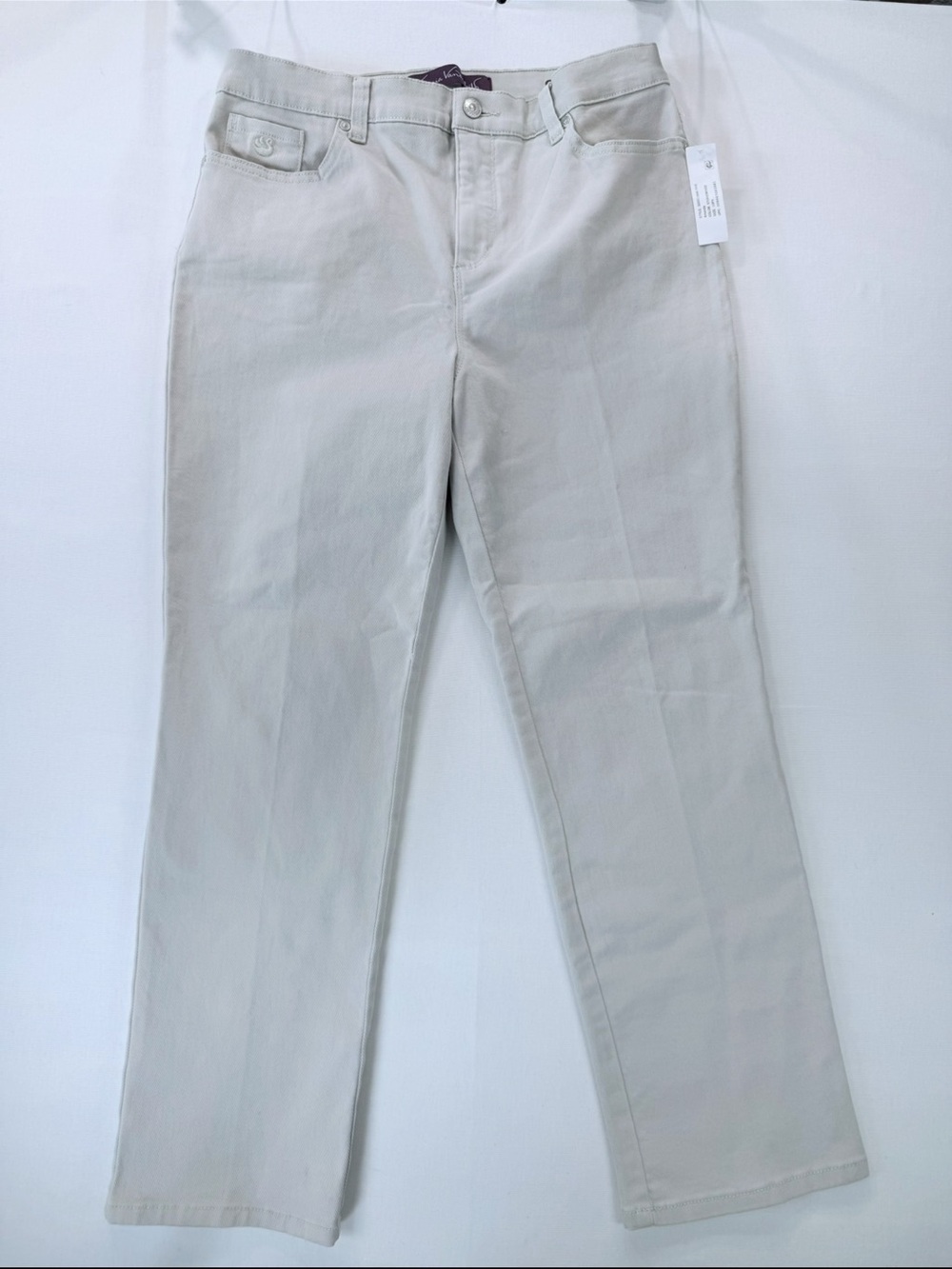 Gloria Vanderbilt Classic Rise, Tampered Leg & Magical Stretch Pants.